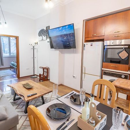Vintage Home By Ndk And Vitosha Blvd With Free Secured Parking Sofia Exteriör bild